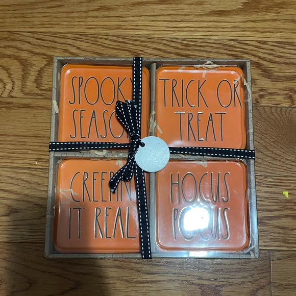 BNWT Rae Dunn Halloween Coasters Set - Picture 2 of 2